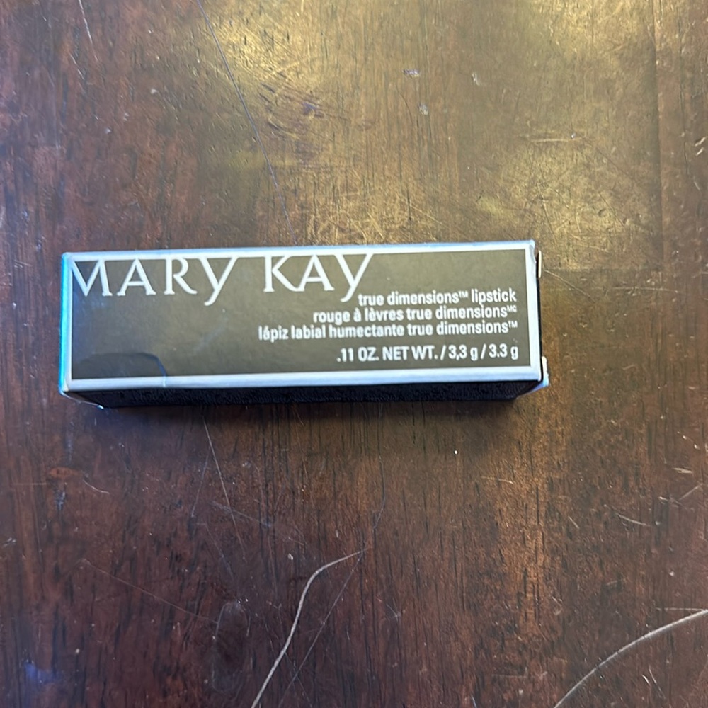 Mary Kay True Dimensions Lipstick Natural Beaute 054825